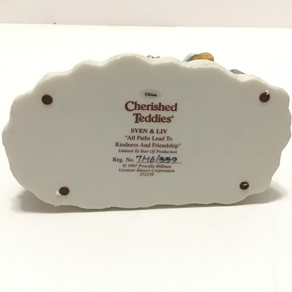 Cherished Teddies Sven And Liv 272159 All Paths Lead to Kindness Christmas 1997 - Picture 6 of 7